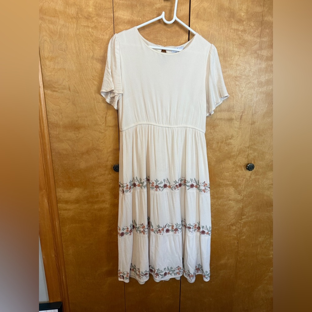 Polagram Cream Tiered Maxi Dress with emboroidered Floral Trim size L